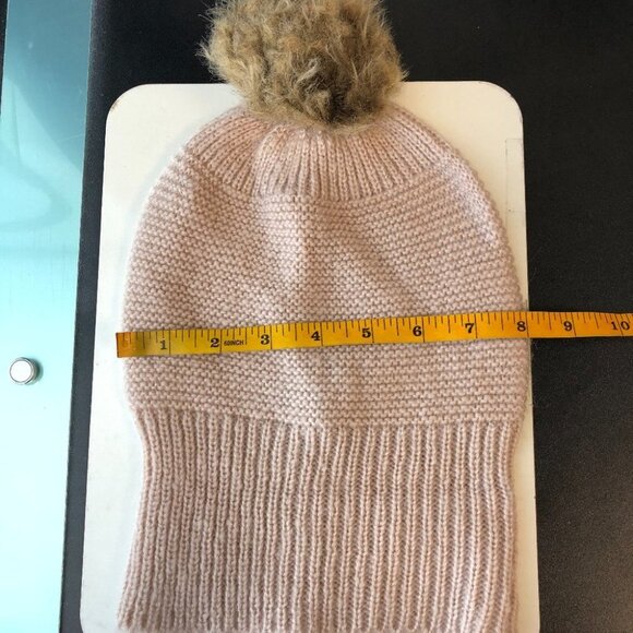 Ardene Nude Pink Knit Toque Beanie with Faux Fur Pom Pom OS - Picture 8 of 12